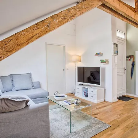 Lumineux A Cabourg, 4 Personnes, Au Coeur De La - Fr-1-788-70