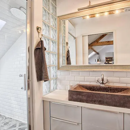 Appartement Lumineux à Cabourg, 4 Personnes, Au Cœur De La - Fr-1-788-70 Cabourg