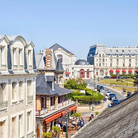 Lumineux A Cabourg, 4 Personnes, Au Coeur De La - Fr-1-788-70 Cabourg